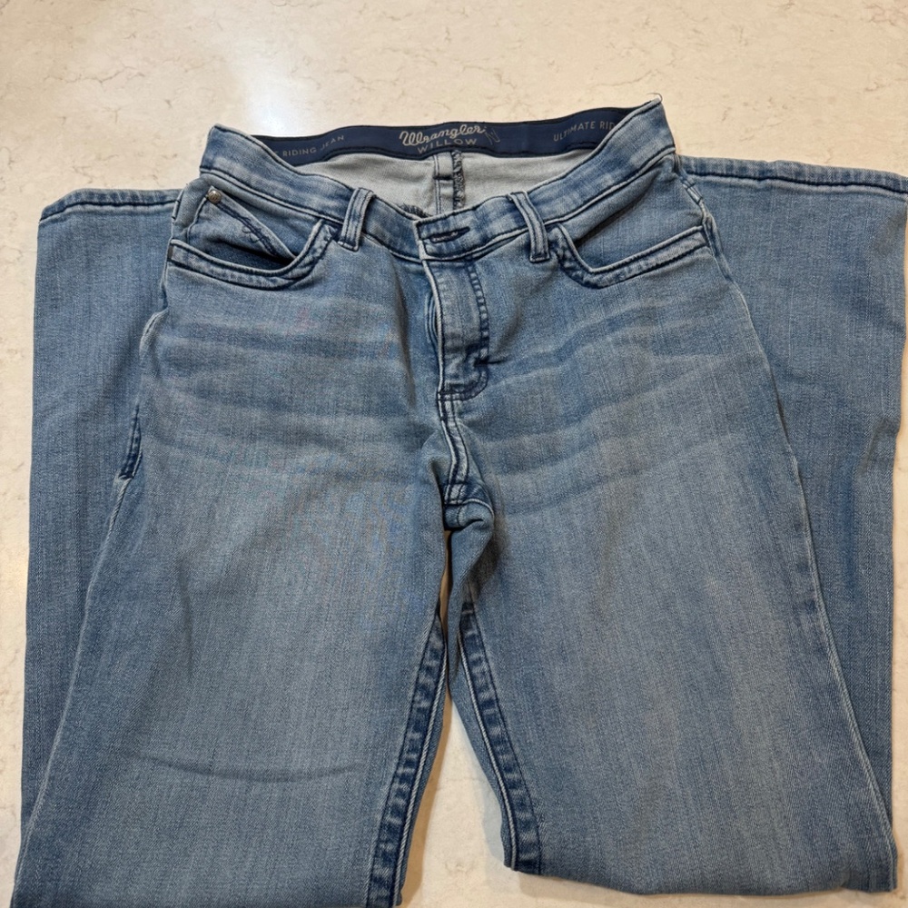 Jeans - Picture 2 of 4